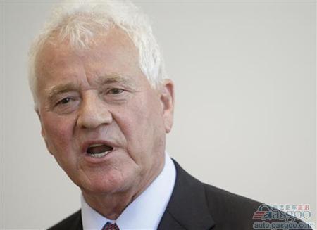 麦格纳董事会主席斯图纳克将退任