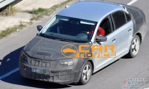 斯柯达Rapid采用上升式流线型后背设计