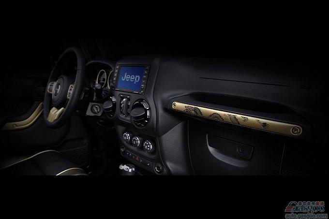 克莱斯勒新300C和吉普牧马人概念车将亮相北京车展