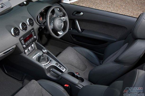 奥迪TT 1.8TFSI动力技术与操控感受