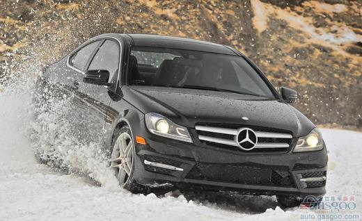 2012款奔驰C350 4Matic轿跑车动力总成概览①