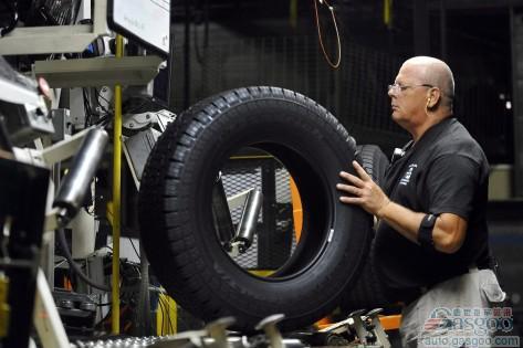 米其林因胎面脱落隐患在北美召回130万条轮胎