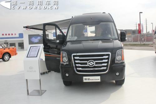 黄海瑞途旅居车