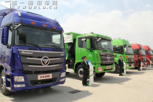 配装潍柴发动机的福田欧曼重卡