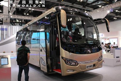 金龙9米中巴车型小龙威XMQ6901AY