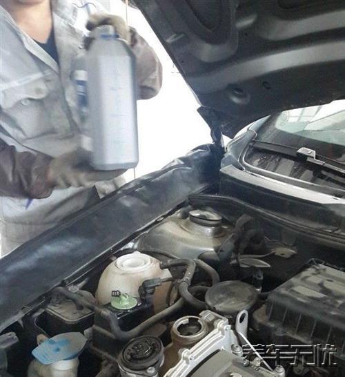 大众新宝来车主首次体验养车无忧网自助保养