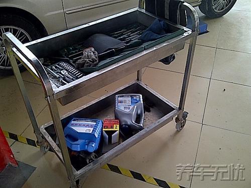 4S店4S店“崩溃”了 车主都上养车无忧网做自助保养