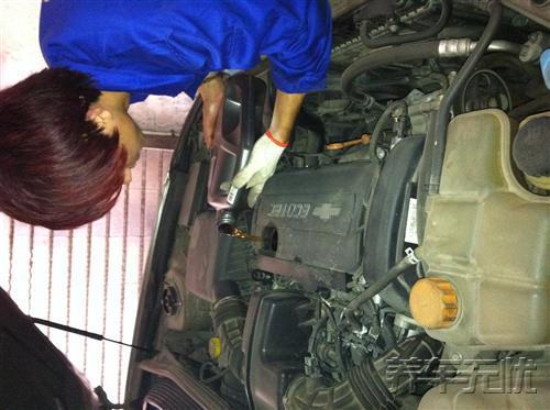 爱车保养不用再去4S店 养车无忧网自助保养正品品质更实惠