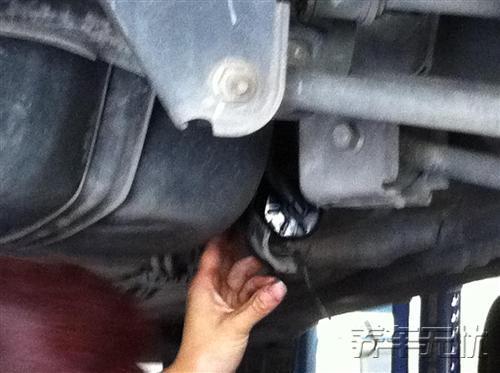 爱车保养不用再去4S店 养车无忧网自助保养正品品质更实惠