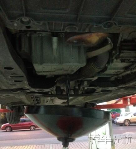 想不到车子还能这么做保养？养车无忧自助保养全国首创