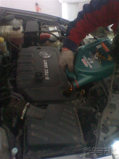 汽车保养的可靠选择 自助保养实惠放心