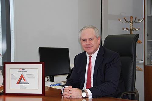 李尔亚太的新动向