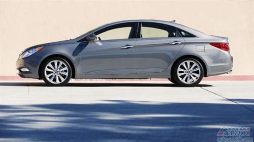 2013款现代索纳塔价格上调 取消手动挡车型