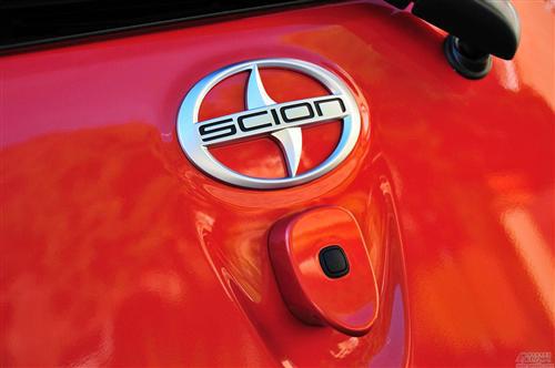 2012款丰田Scion iQ评析①