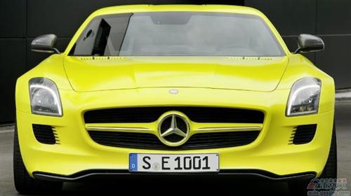 奔驰公司推出 SLS E-Cell Roadster电动车