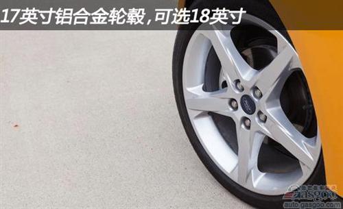 2012款福特福克斯Titanium 采用手动档