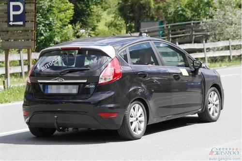 2013款福特嘉年华最新谍照曝光