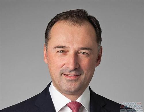 莱尼扩大管理董事会 明年将吸纳一名新成员