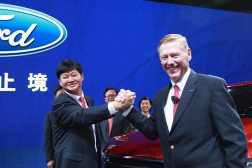 福特新Everest 亮相江铃展台 联手进军SUV市场