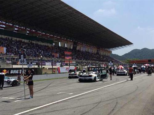 泛珠三角赛车节,吉利新帝豪单刀赴会