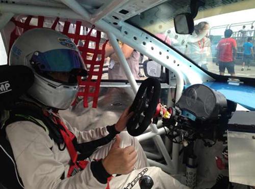 泛珠三角赛车节,吉利新帝豪单刀赴会