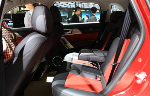 哈弗H2 开启百搭车生活