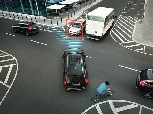 独创路面偏离保护系统 沃尔沃再创安全新高