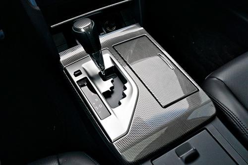 动力全面提升 试驾全新凯美瑞 