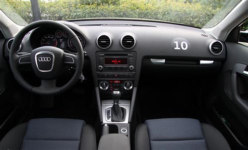 豪车品牌下探 紧凑级轿车市场风云再起