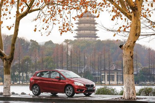 BMW 2系试驾 注重操控的前驱宝马