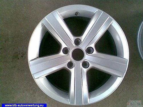 斯凯孚为大众高尔夫供应轮毂/悬挂轴承