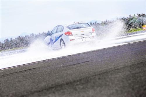 探秘中国最强试车圣地 体验全球领先科技