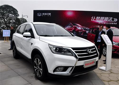 宾利添越领衔:2015年四季度新上市SUV车型一览