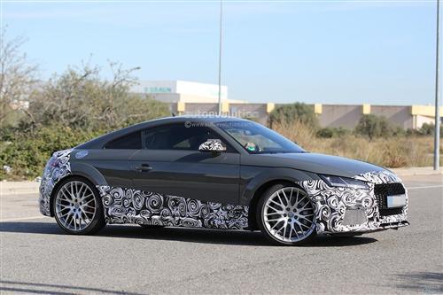 新一代奥迪TT RS搭2.5TFSI五缸发动机 对标奔驰AMG A45