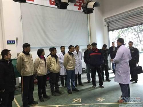 被动安全重大技术创新:臀部气囊或能取代侧气囊?