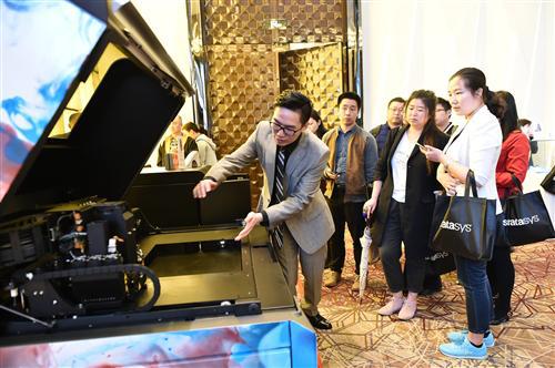 STRATASYS发布新品J750 3D打印机 再次引领行业变革