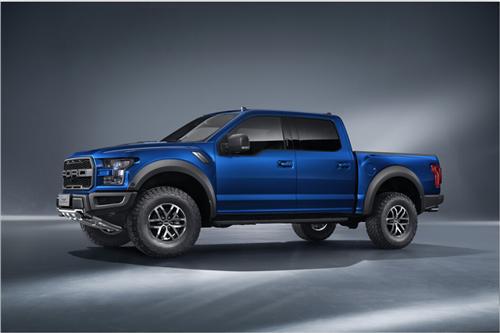 全新福特F-150 Raptor高性能越野皮卡首次亮相中国