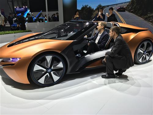 BMW i互联概念车亮相2016亚洲消费电子展