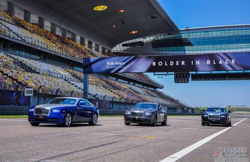 魅影Black Badge车型中国首秀