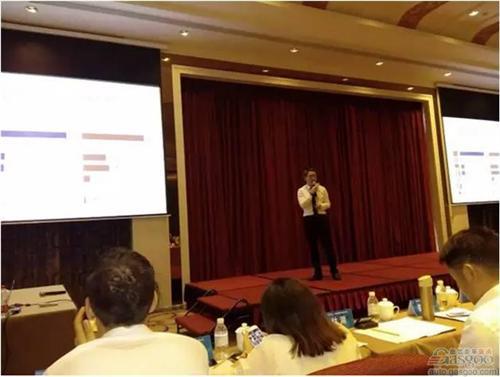 车创新能源造车新趋势论坛在上海隆重举办