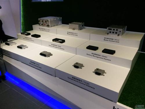 中国汽车电子市场最强民企仅占1.2% 转型升级方向引探讨