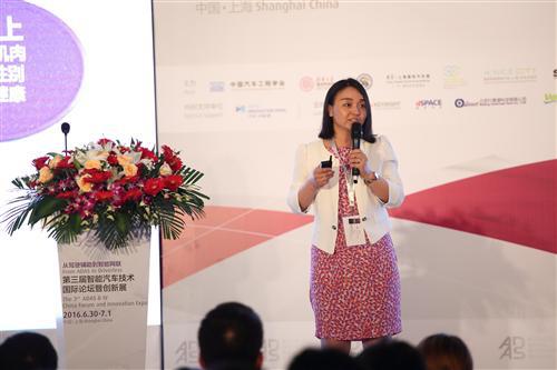 智能车的‘聪明’设计：考虑人因学问题