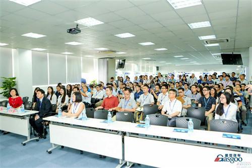 走进沃尔沃汽车——新技术展示交流会成功举办