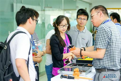 走进沃尔沃汽车——新技术展示交流会成功举办