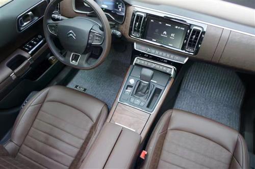 为高品质用车而生，试驾体验东风雪铁龙C6