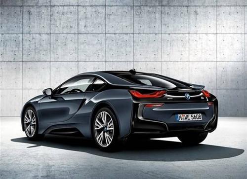 车企缺席依然“豪气”不减 巴黎车展豪华车盘点