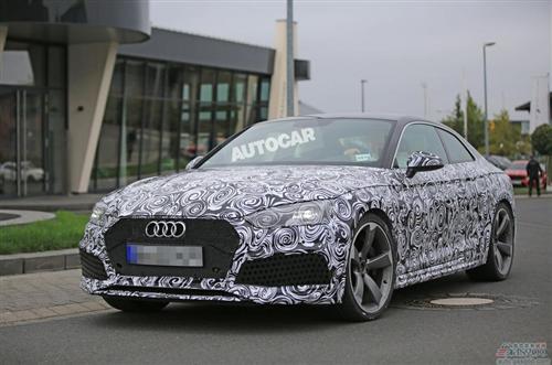 弃自吸迎涡轮发动机 2017款奥迪RS5竞争宝马M4