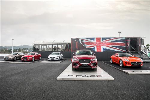 当全新捷豹XFL与杭州相遇，“西子湖”甘做背景