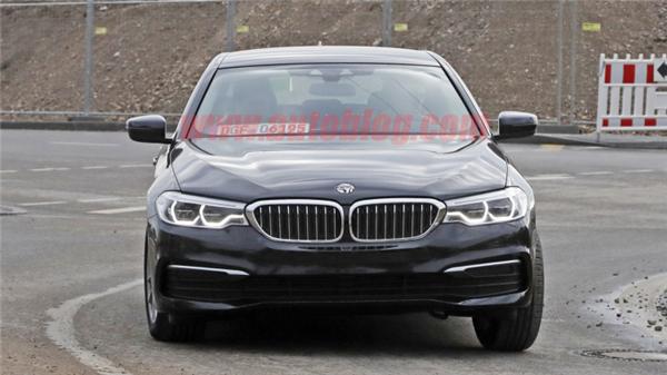 bmw-5-series-touring-11-1.jpg