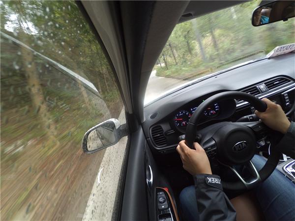 Y0120880.jpg Y0120880.jpg